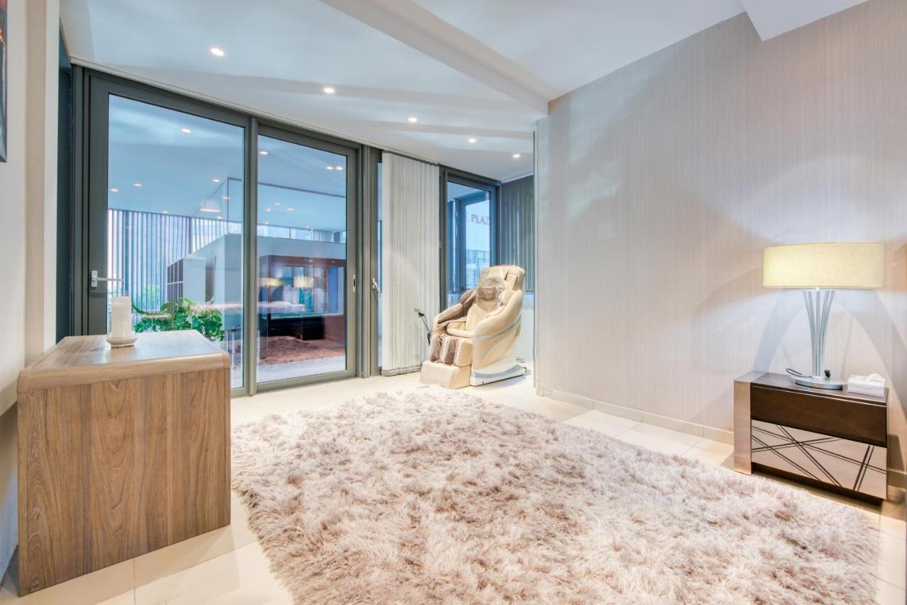 Maison Privee - Big, Bright, Luxury Marina Views Apt Next To Beach Dubái Exterior foto