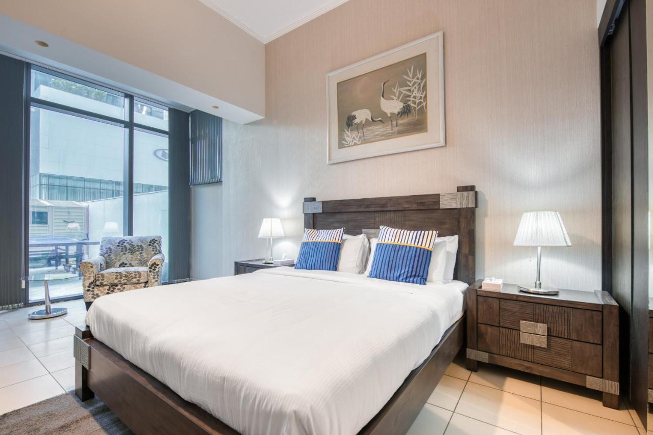 Maison Privee - Big, Bright, Luxury Marina Views Apt Next To Beach Dubái Exterior foto