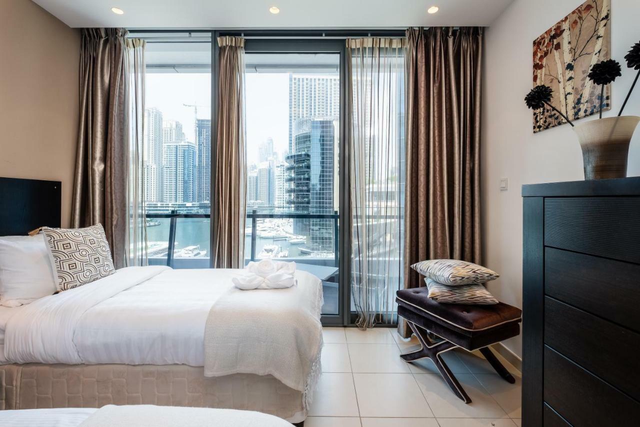 Maison Privee - Big, Bright, Luxury Marina Views Apt Next To Beach Dubái Exterior foto