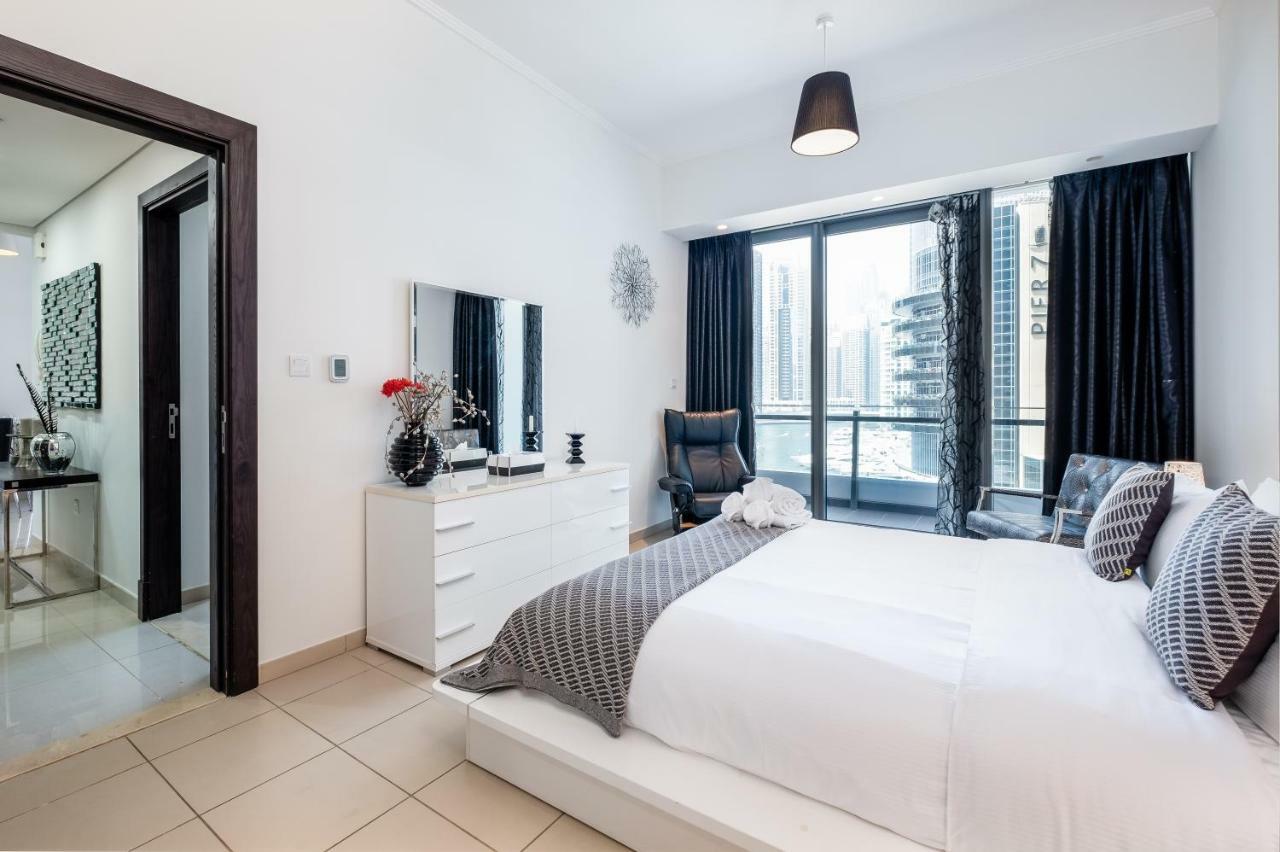 Maison Privee - Big, Bright, Luxury Marina Views Apt Next To Beach Dubái Exterior foto